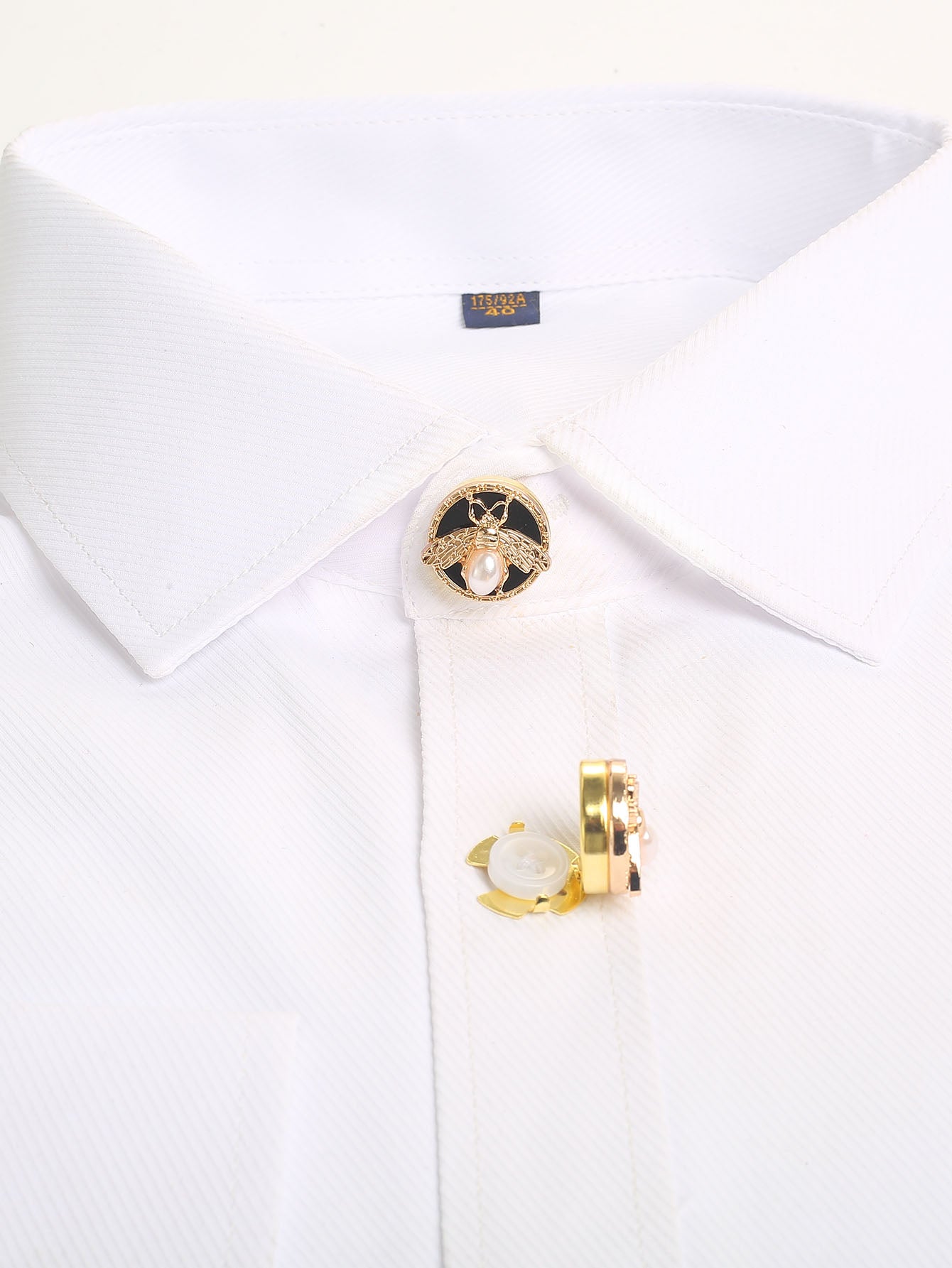 2pcs Button Covers for Shirt Cute bee cufflinks Button clip