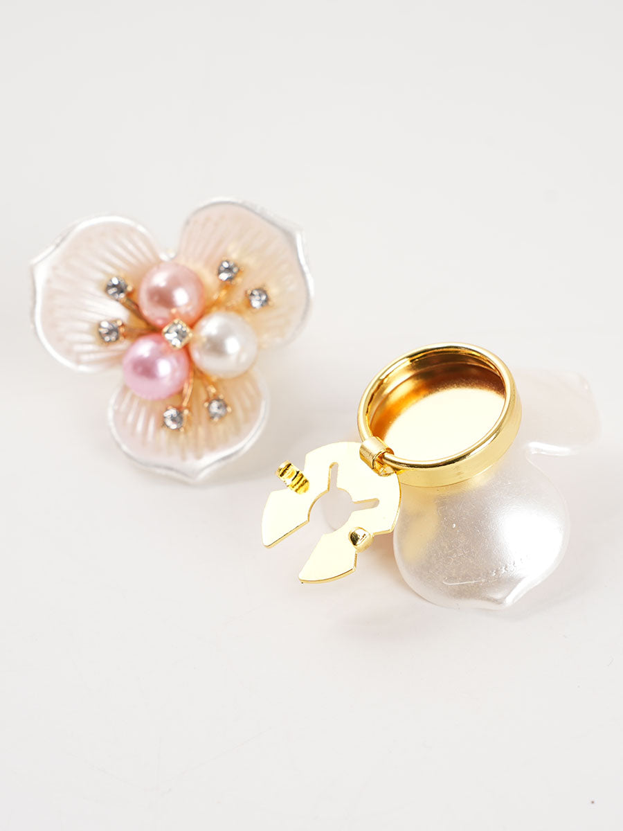 Pearl Flower Button Covers – Elegant Metal Shirt Clips (2pcs)