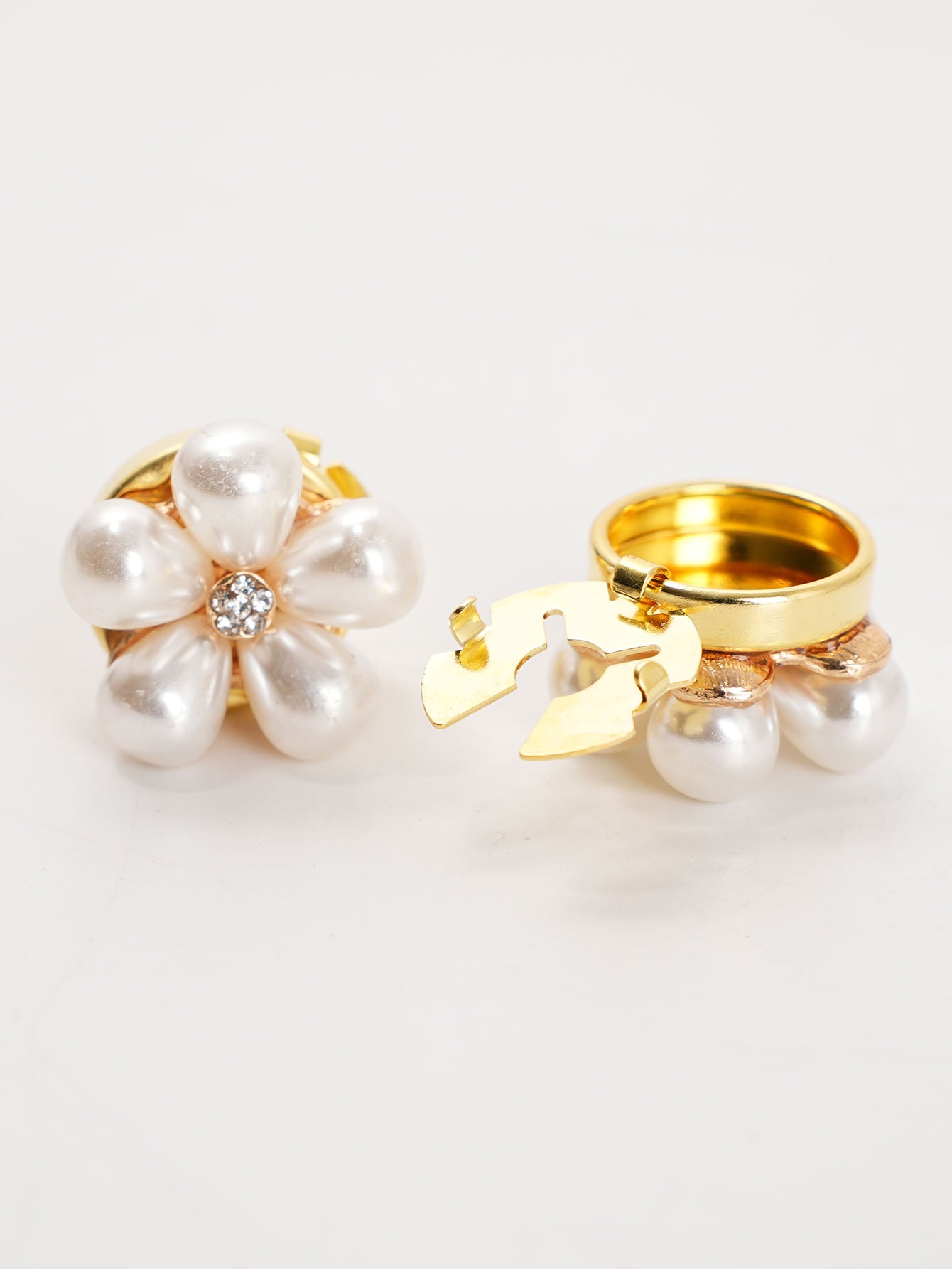 2pcs Button Covers for Shirt Clothing Accessory faux pearls Metal cufflinks No Sewing Button Metal cufflinks