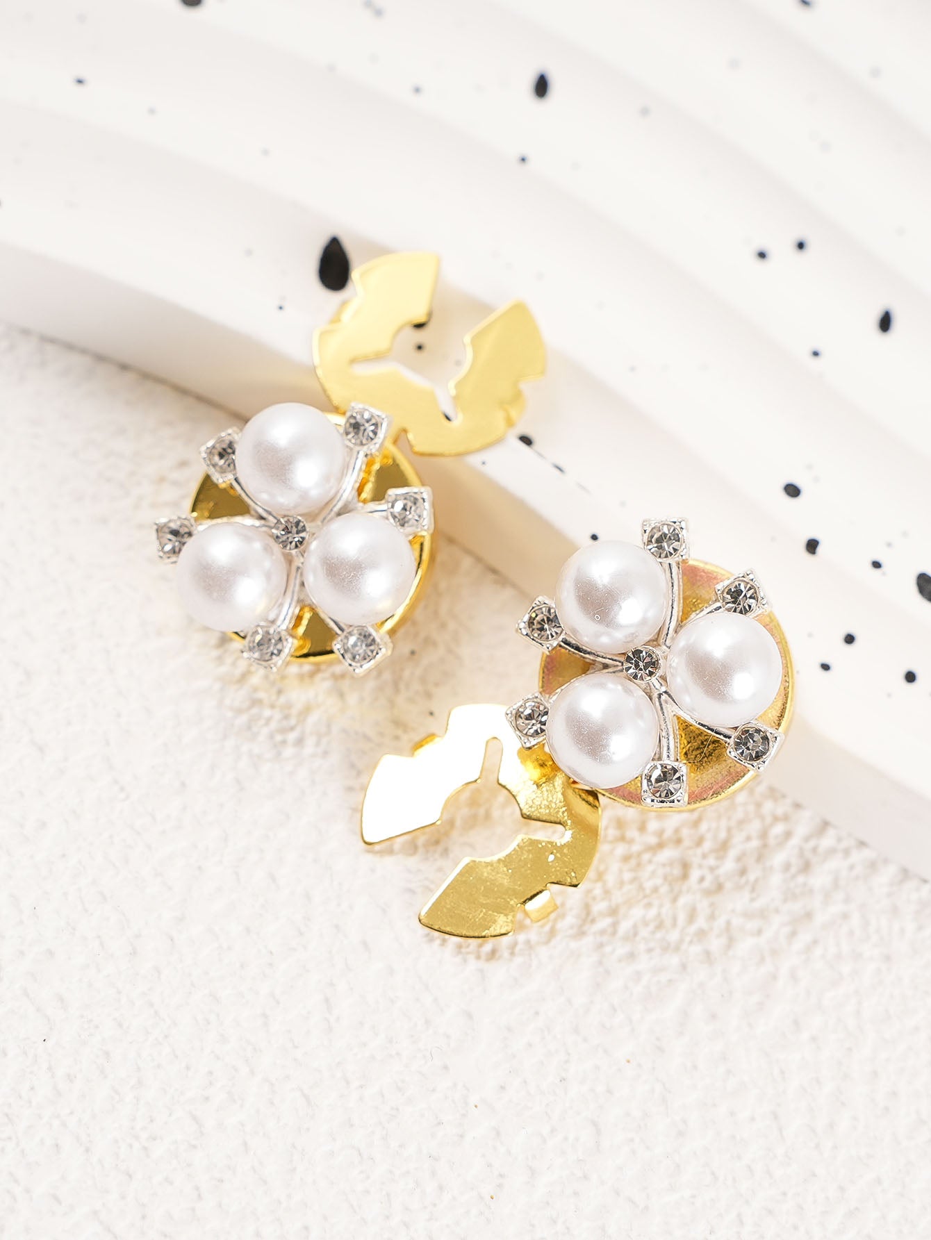 2pcs Button Covers for Shirt Clothing Accessory faux pearls Metal cufflinks No Sewing Button
