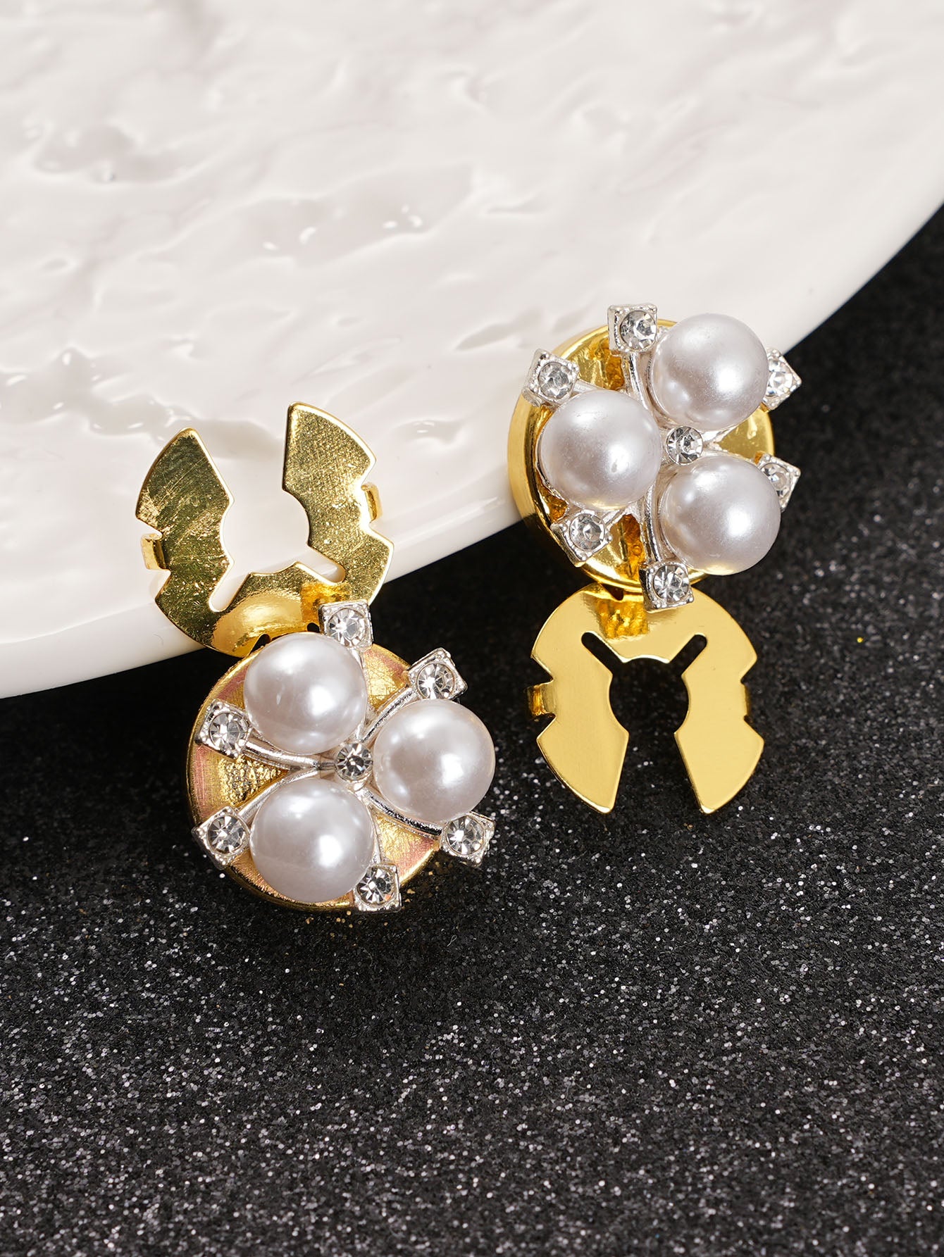 2pcs Button Covers for Shirt Clothing Accessory faux pearls Metal cufflinks No Sewing Button