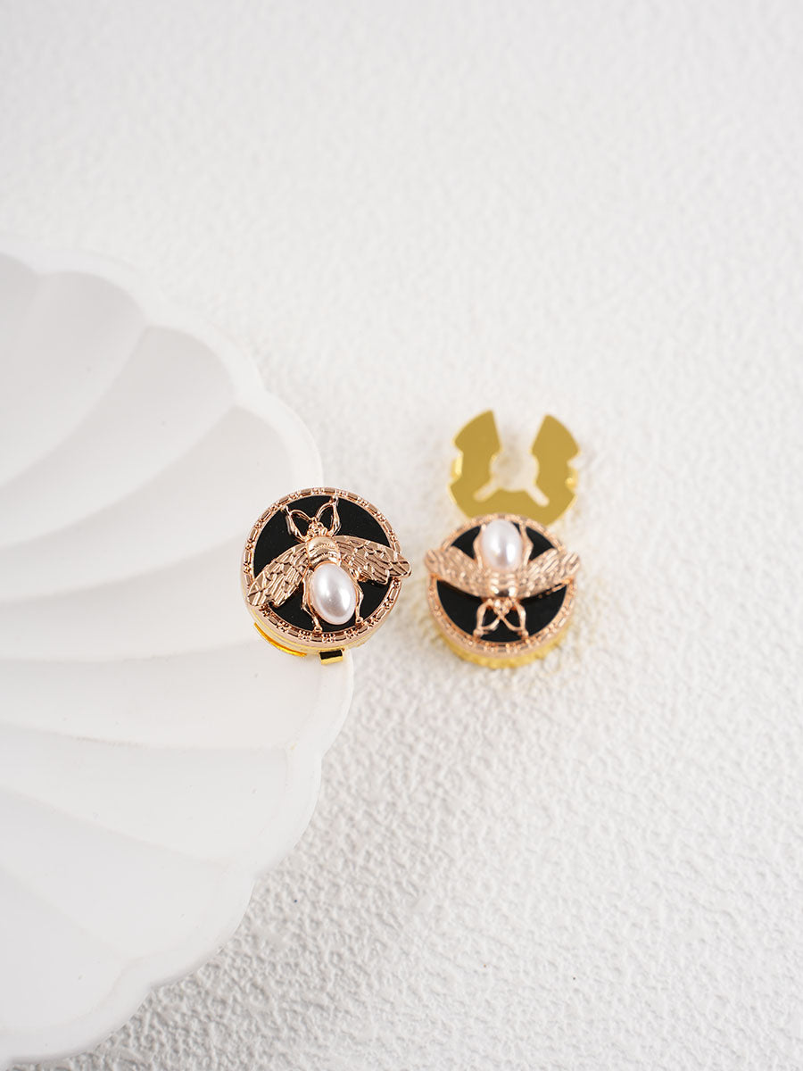 2pcs Button Covers for Shirt Cute bee cufflinks Button clip
